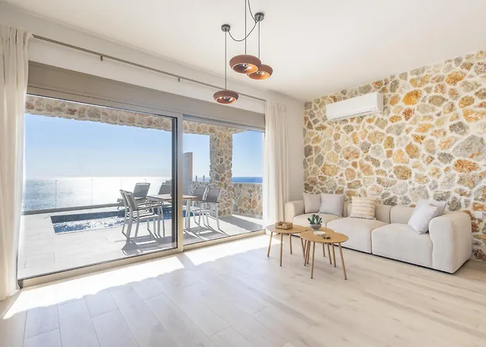 Pava Mare Sea View Brand New 2025 * أرخانجلوس